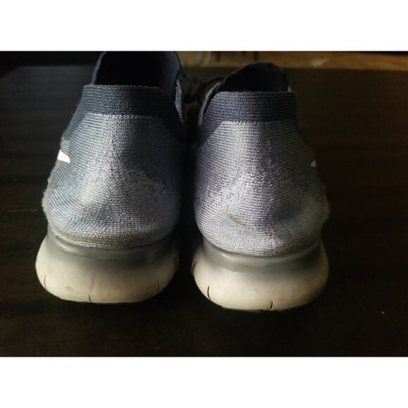 Nike Free Run Flyknit Women's Running Shoes Oreo Blue White 880843 402 Size 9.5 - Picture 14 of 16